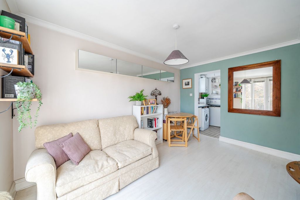 Property photo 2 of 16 Picture No. 08