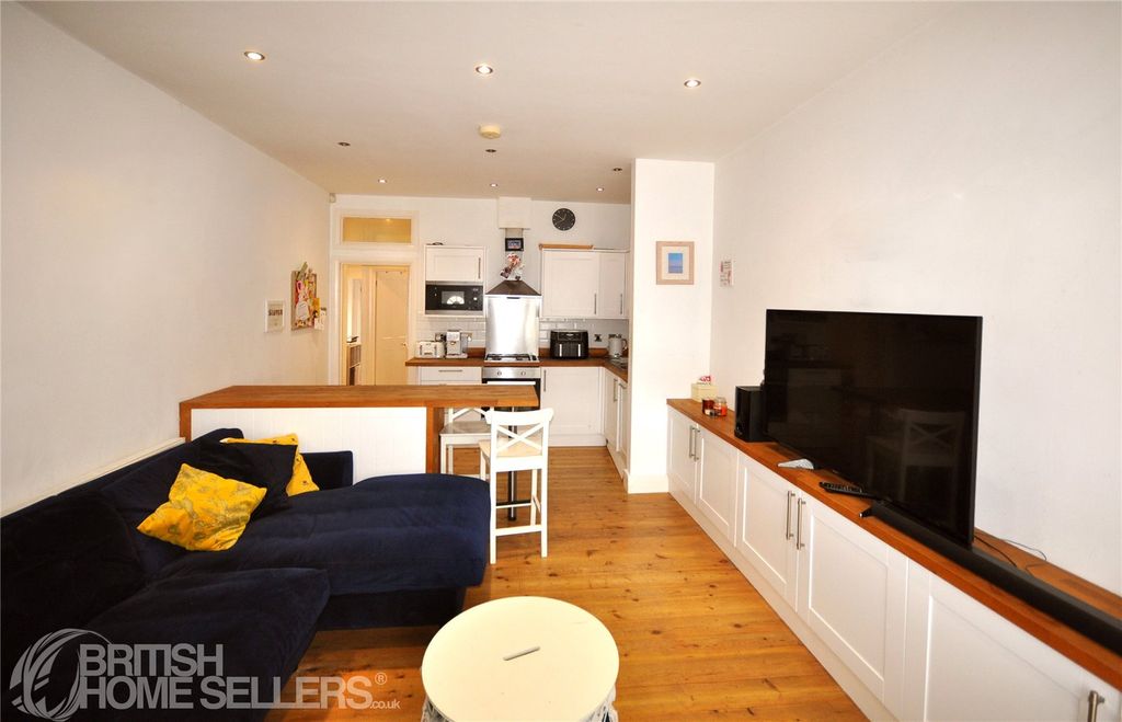 Property photo 1 of 7 Picture No. 13