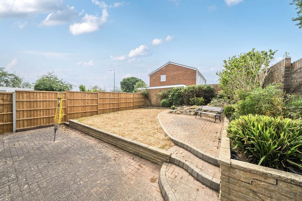 Property photo 2 of 14