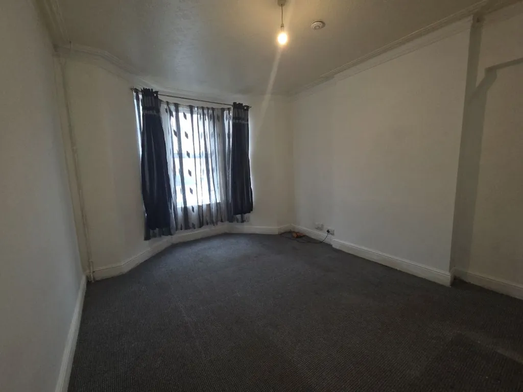 324 Gillott Road, Edgbaston, Birmingham, West Midlands B16 - View 6