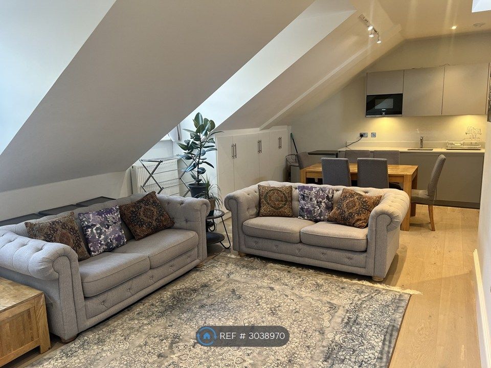 Property photo 2 of 26