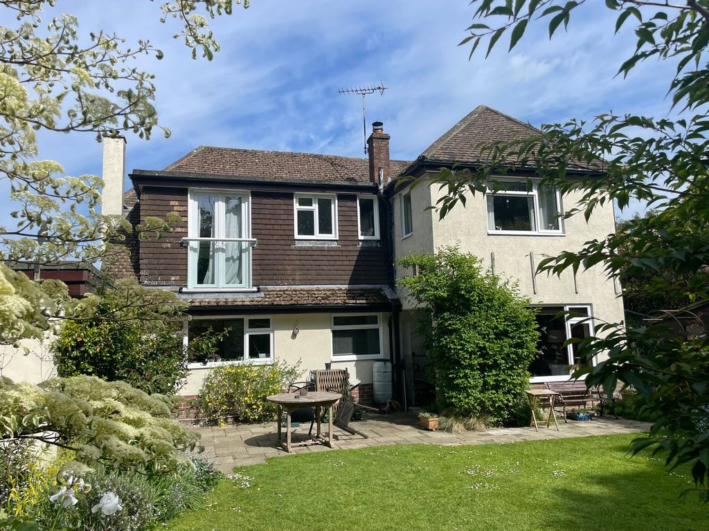 Property photo 1 of 21