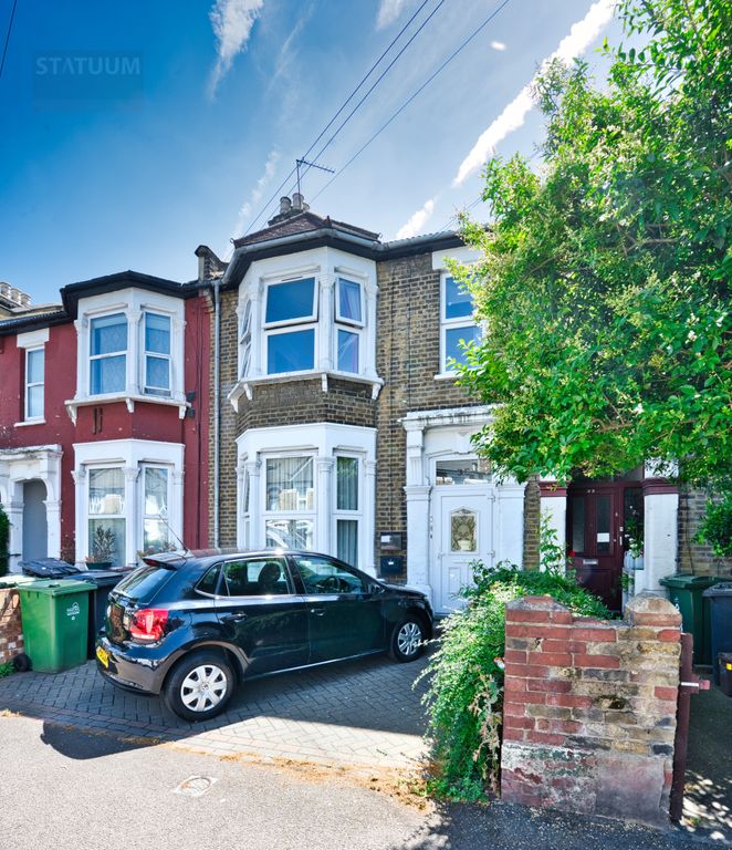 Property photo 1 of 11