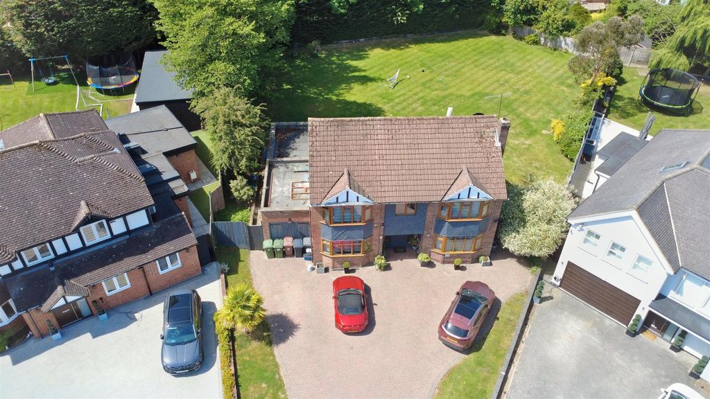 Property photo 2 of 11 Dji_Fly_20260522_120550_716_1779448194024_Aeb.Jpg