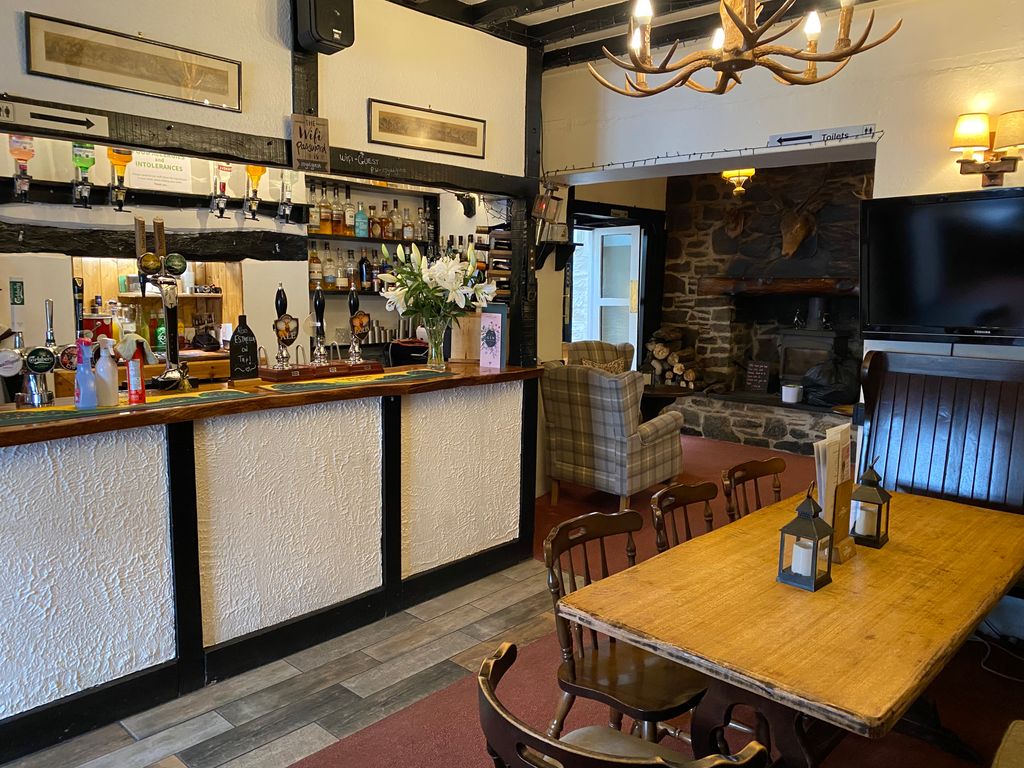 Property photo 2 of 9