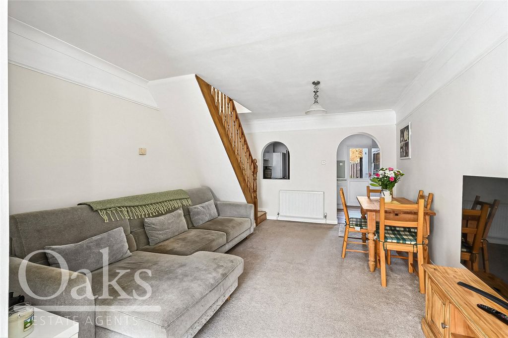 Property photo 2 of 12 Picture No. 10