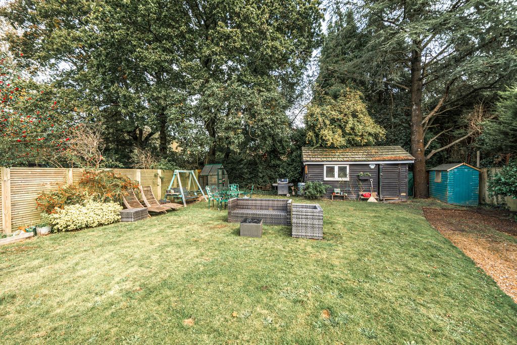 Property photo 2 of 19