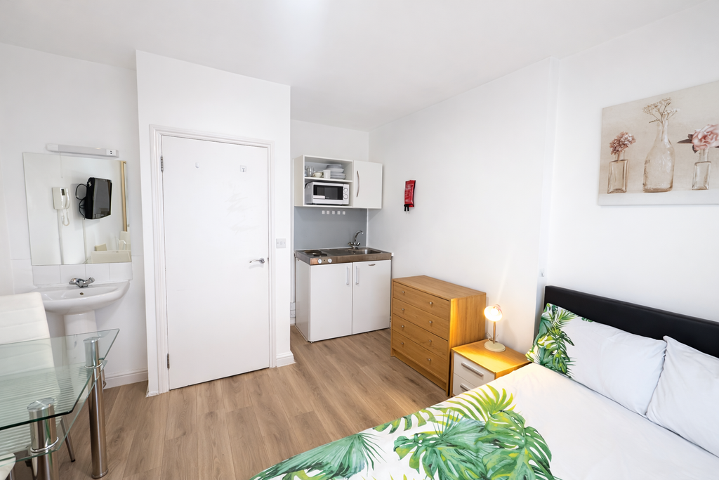 Property photo 2 of 11