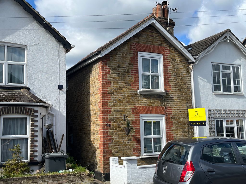Property photo 1 of 18
