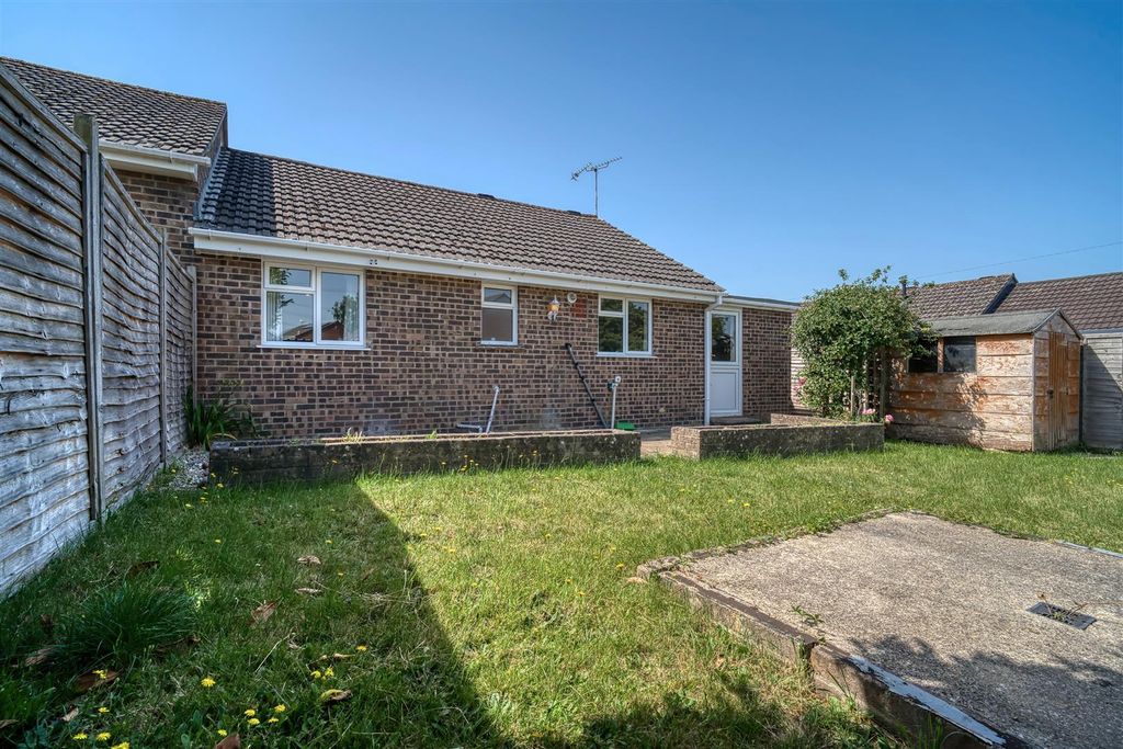 Property photo 3 of 10 Rear