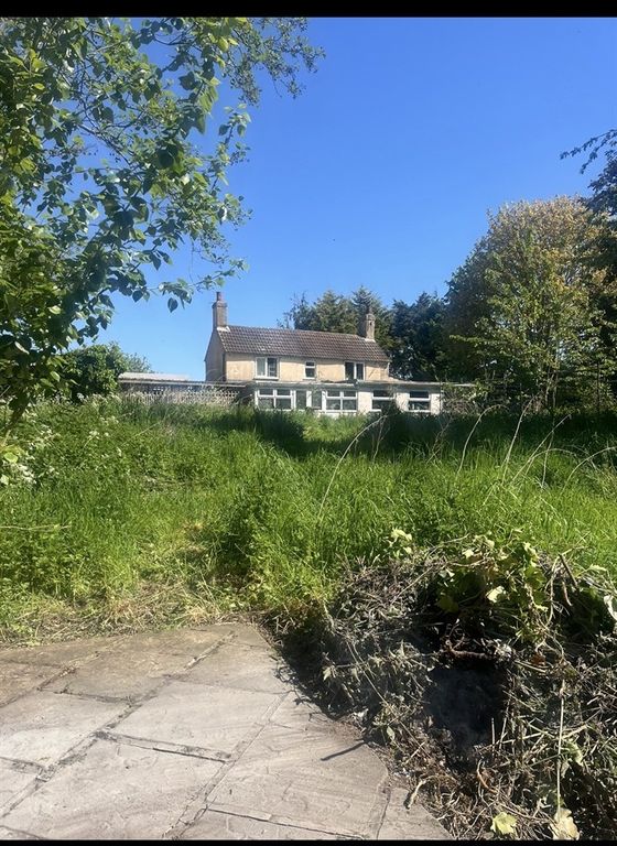 Property photo 1 of 4