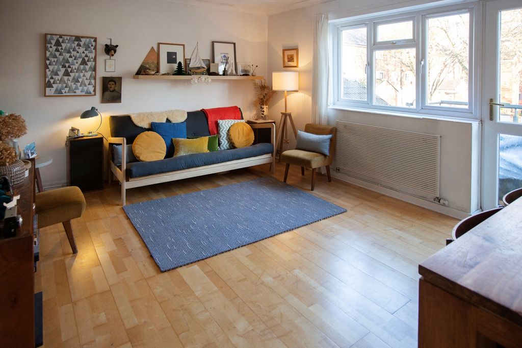 Property photo 3 of 14 Gallery