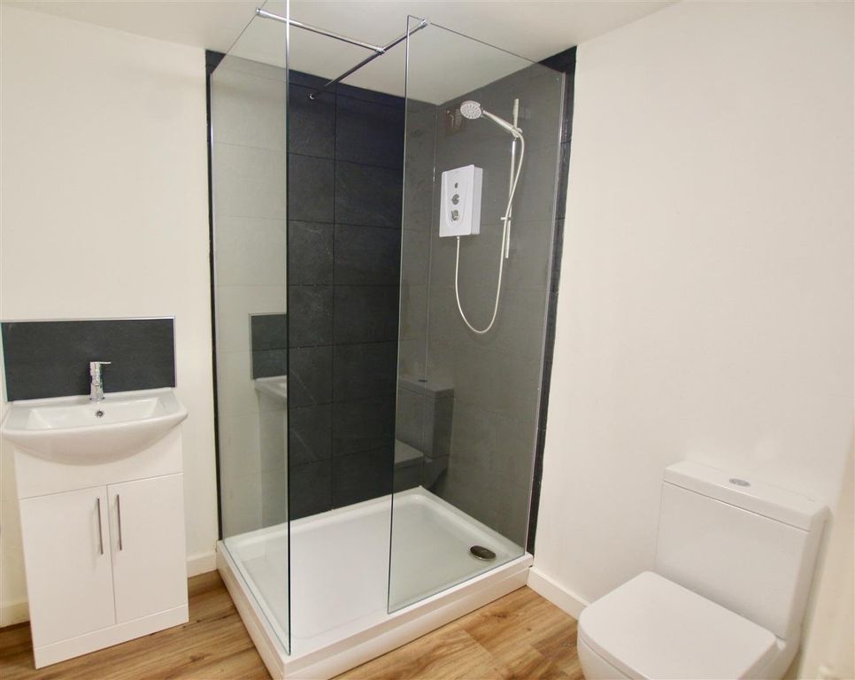 Property photo 3 of 11 Picture No. 04