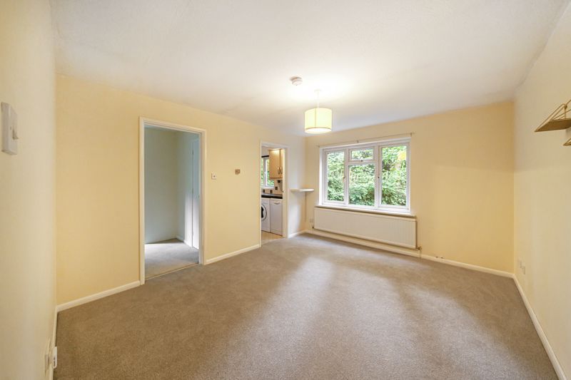 Property photo 2 of 14 Photo 3