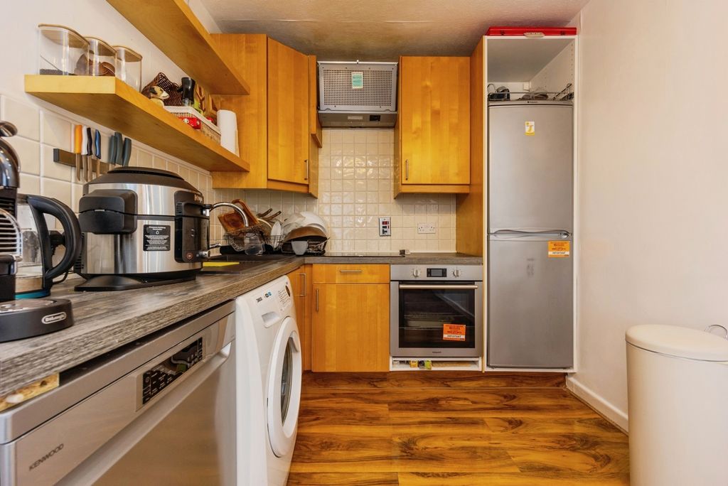 Property photo 3 of 20 Pbox-Img.Jpg