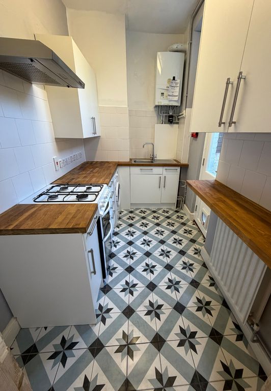 Property photo 3 of 4