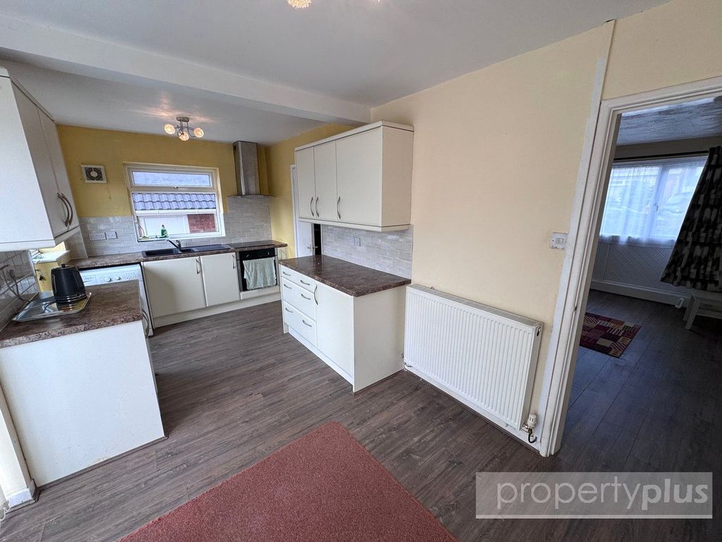 Property photo 3 of 15 Picture No. 14