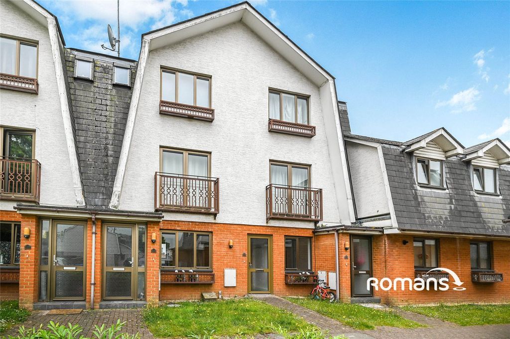 Property photo 1 of 9 Picture No. 34