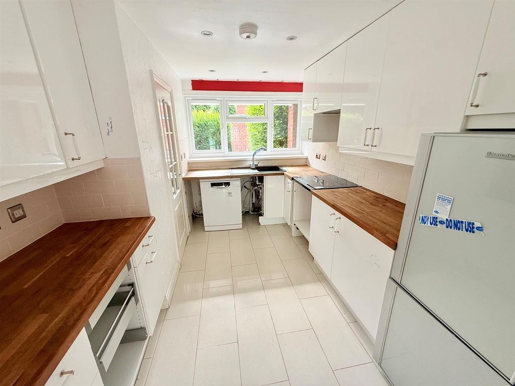 Property photo 3 of 11 4.Jpg