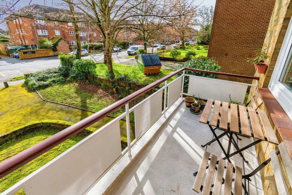 Property photo 2 of 16 Pbox-Img.Jpg