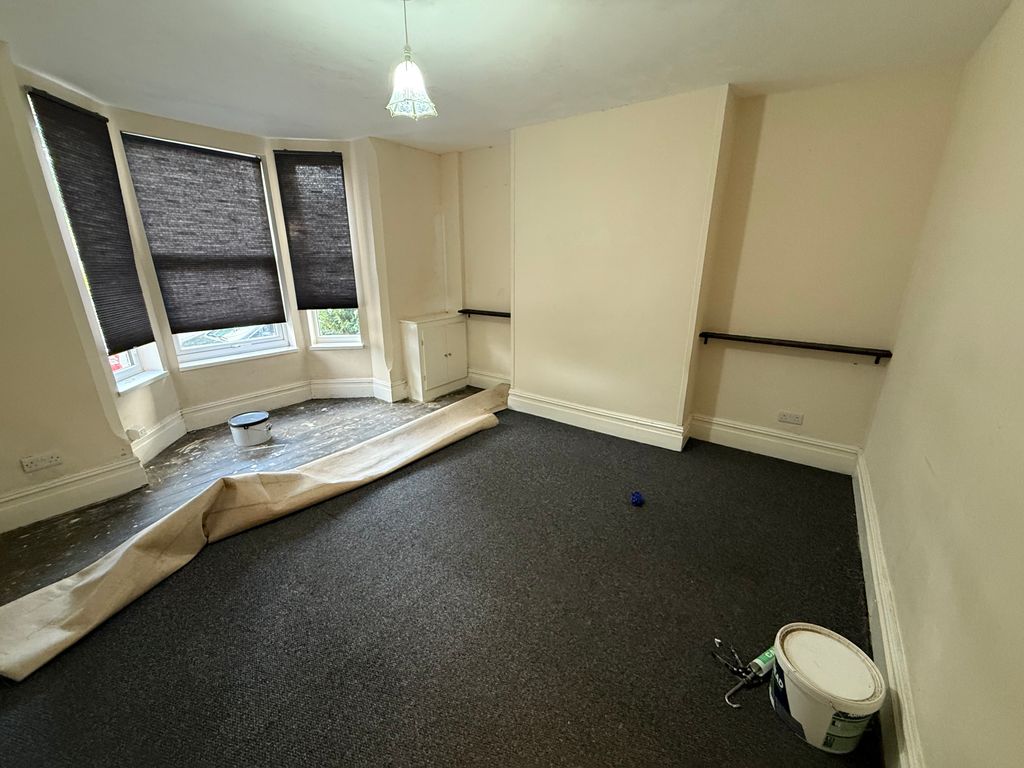 Property photo 2 of 10 Image