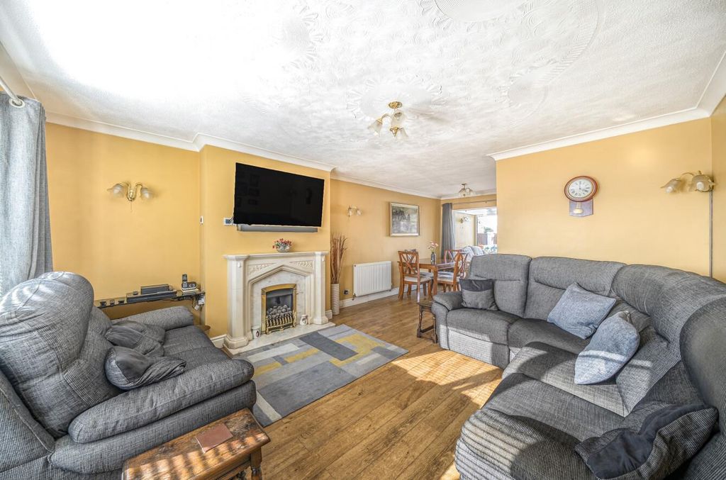 Property photo 2 of 25 1358945-12-68Dbf6Ba91c9A.Jpg