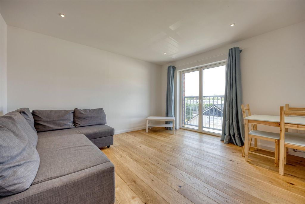 Property photo 3 of 13 2-1_4_Shanks_Street_Glasgow_009.Jpeg