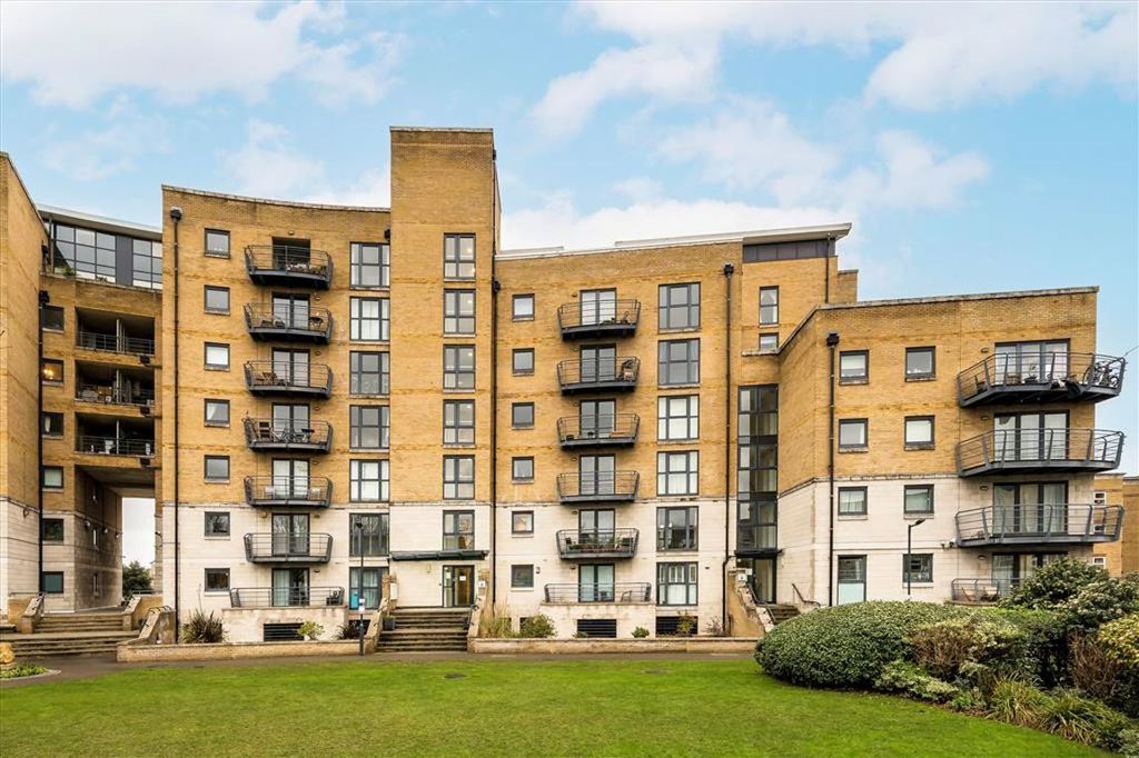 Property photo 2 of 9