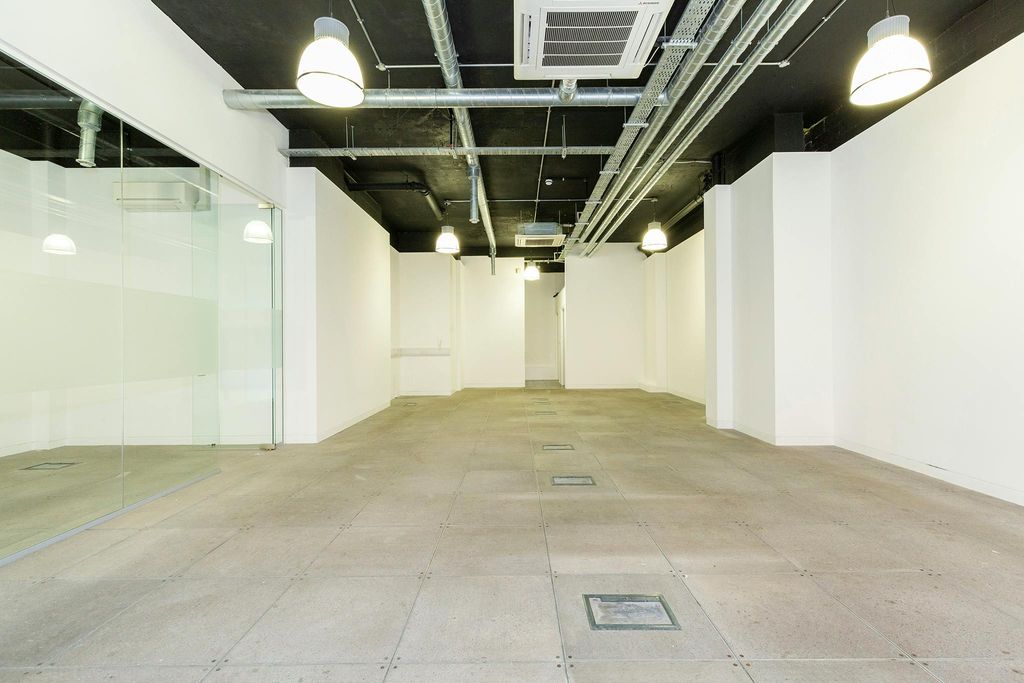 Property photo 3 of 7 Units 25 Studios Holloway   08.Jpg