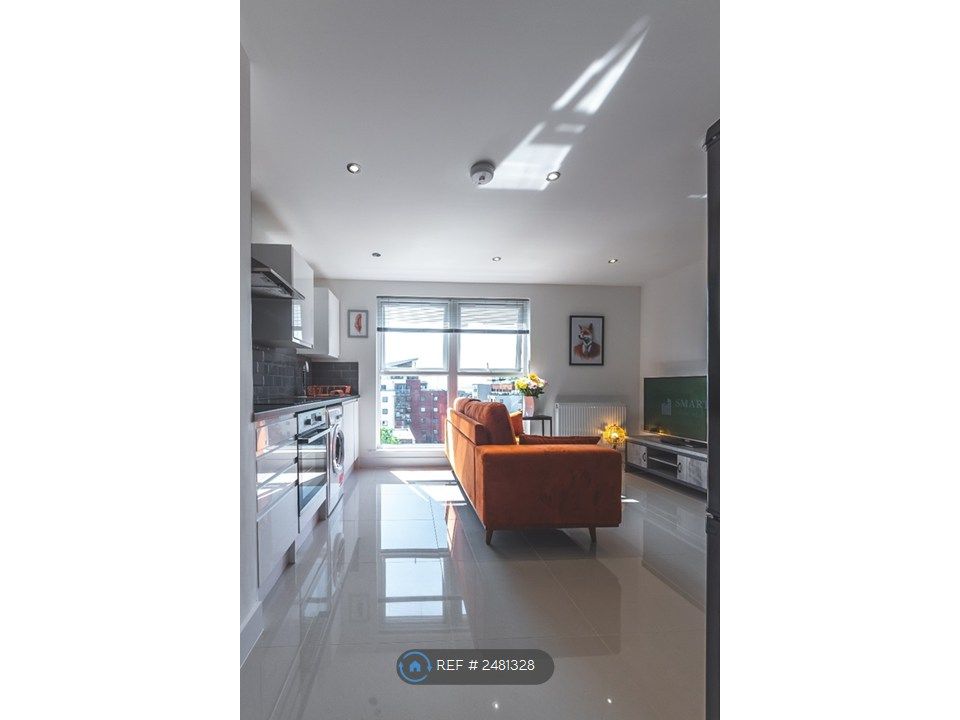Property photo 2 of 12