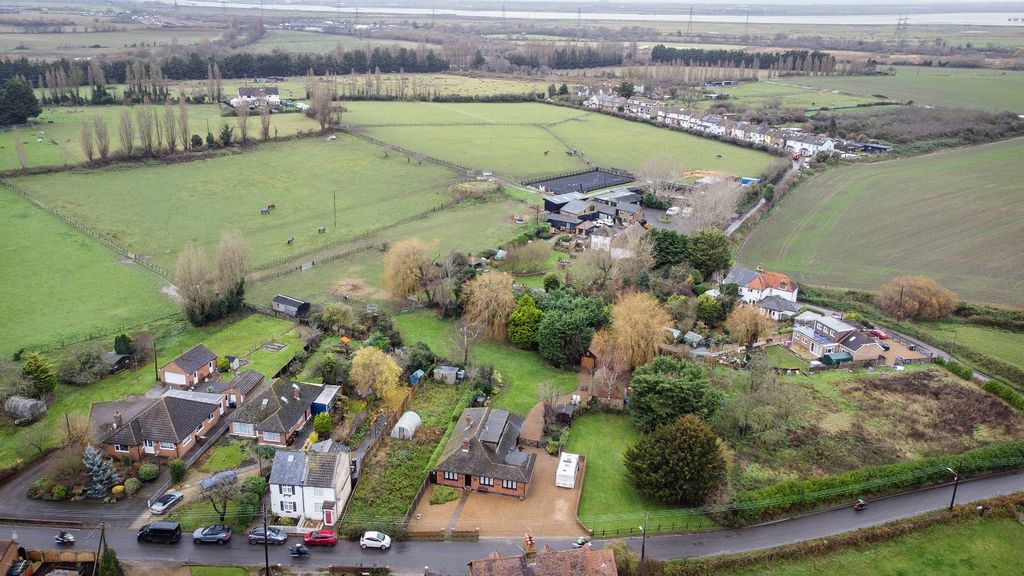 Property photo 2 of 38 Picture No. 29