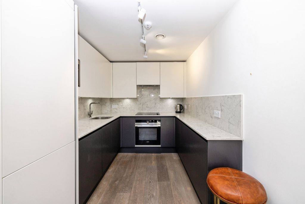 Property photo 2 of 16 Kitchen