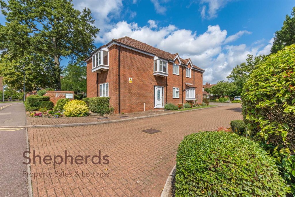 Property photo 1 of 15