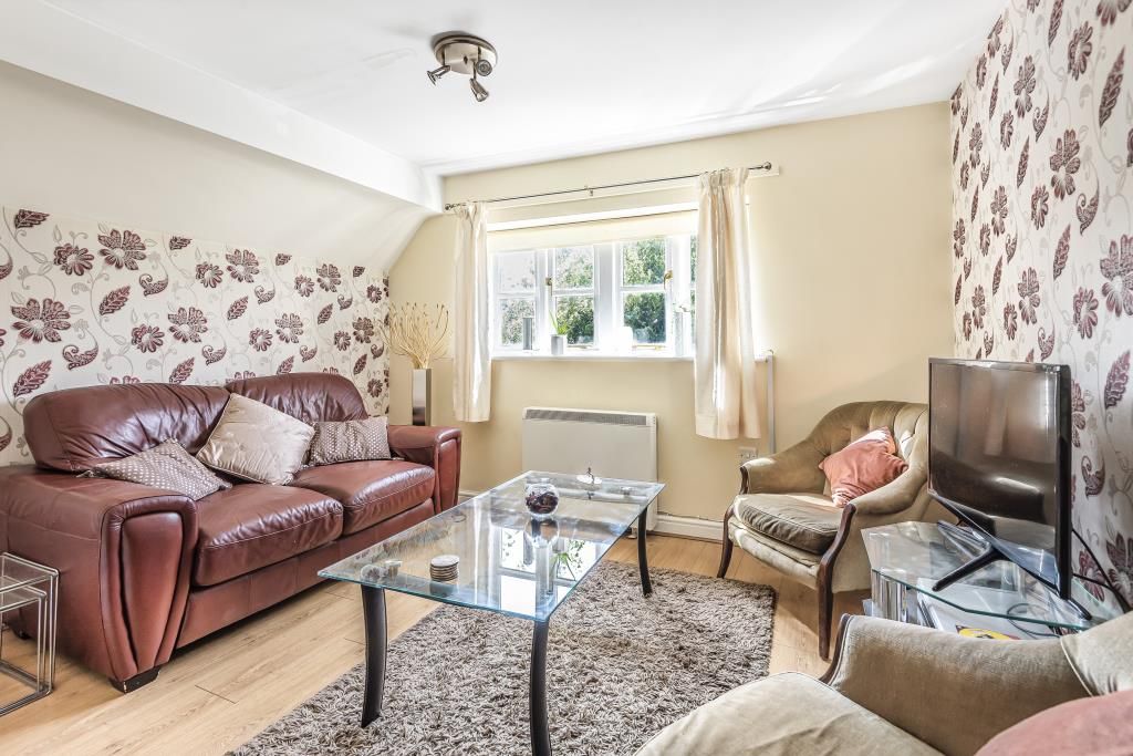 Property photo 2 of 10 Living Room