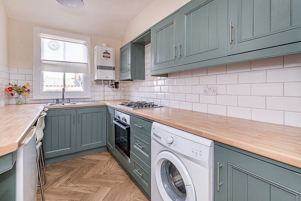 Property photo 1 of 12 3