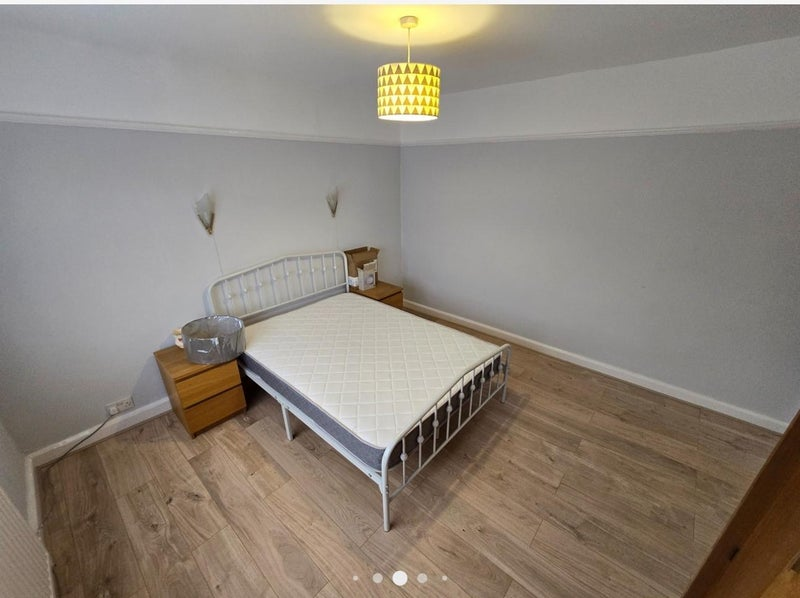 Property photo 1 of 3