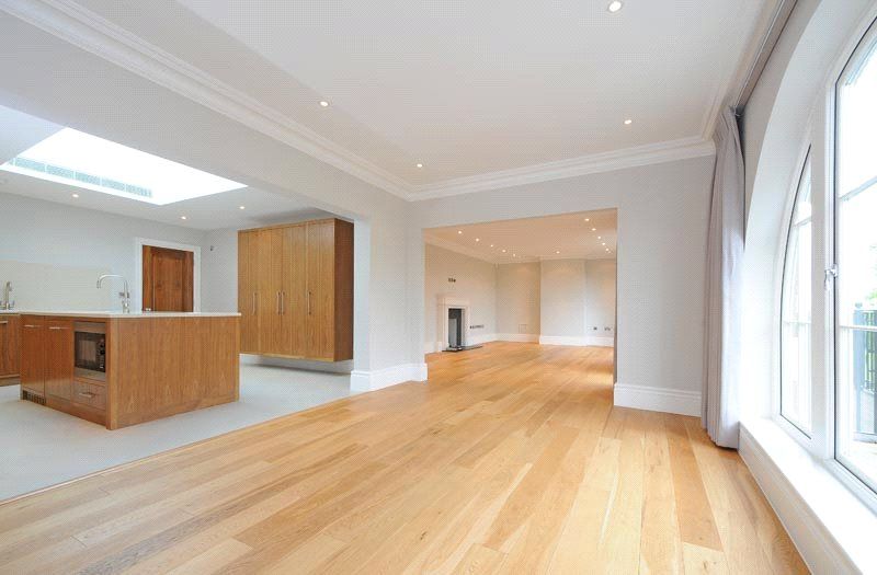 Property photo 2 of 9 Dining Room