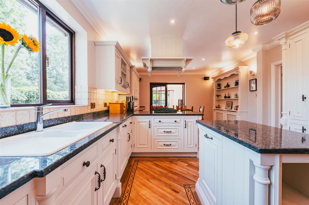 Property photo 3 of 58 Dining Kitchen