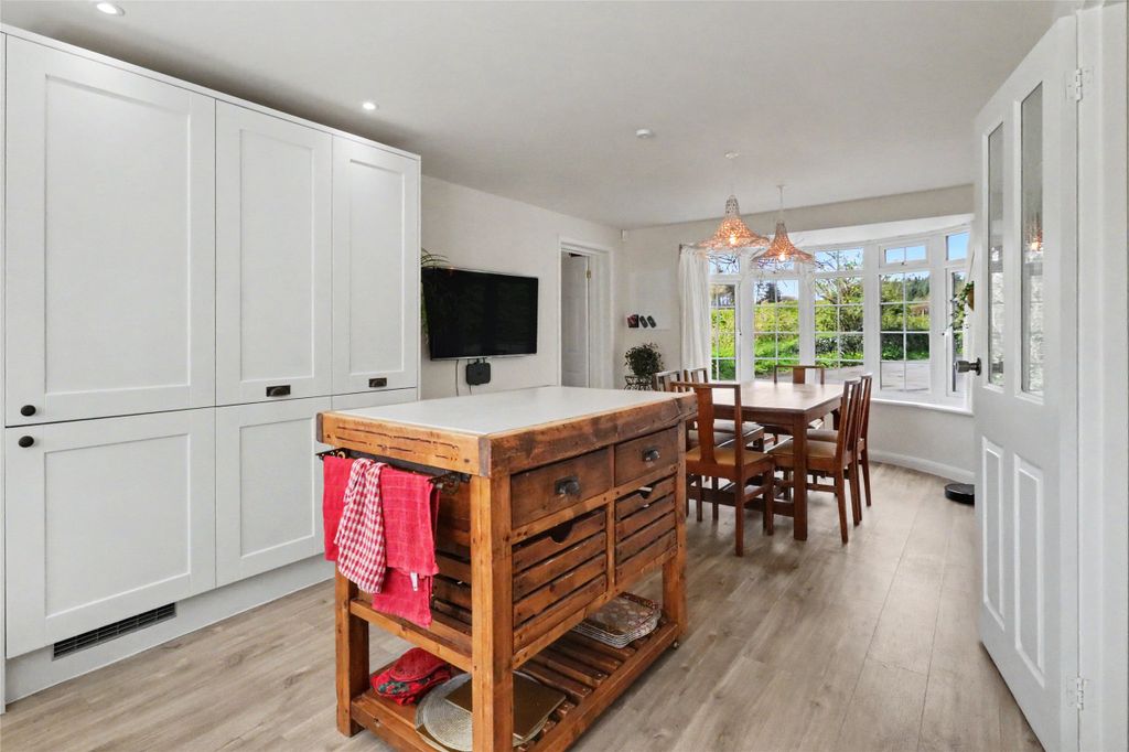 Property photo 3 of 32 Picture No. 26