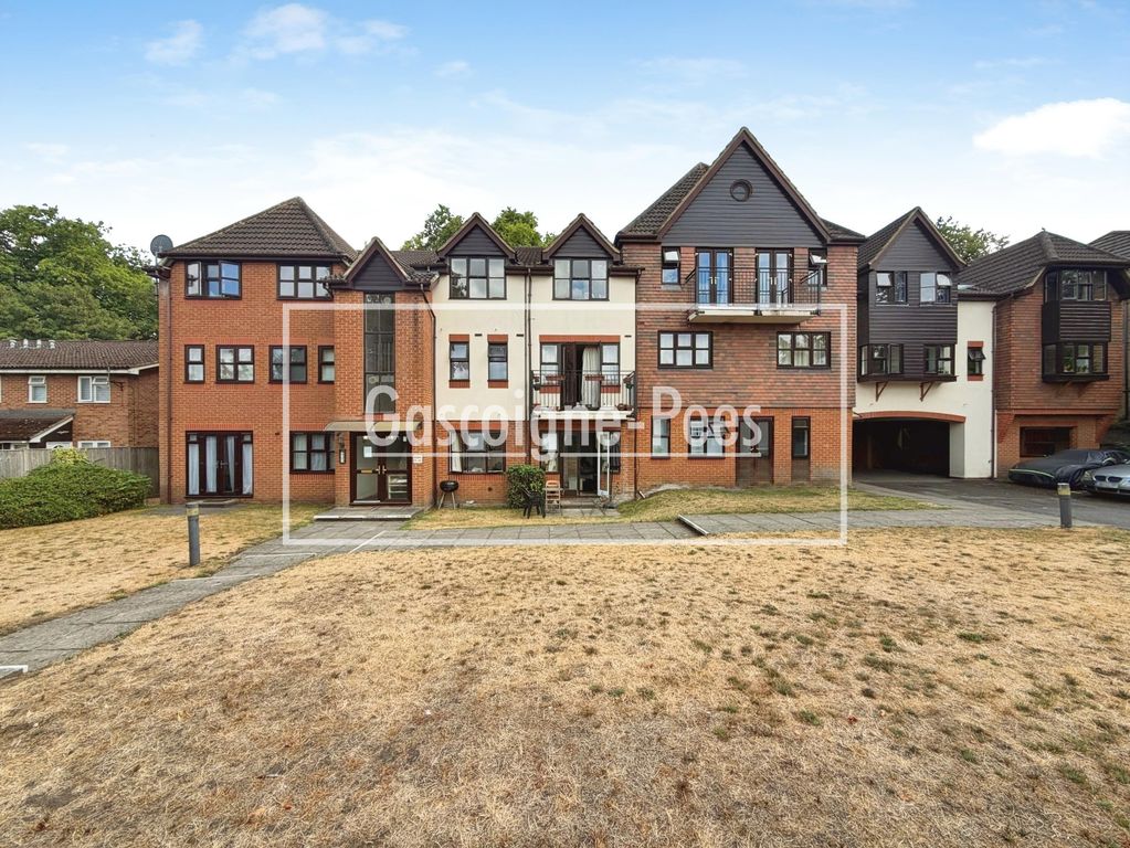 Property photo 1 of 6