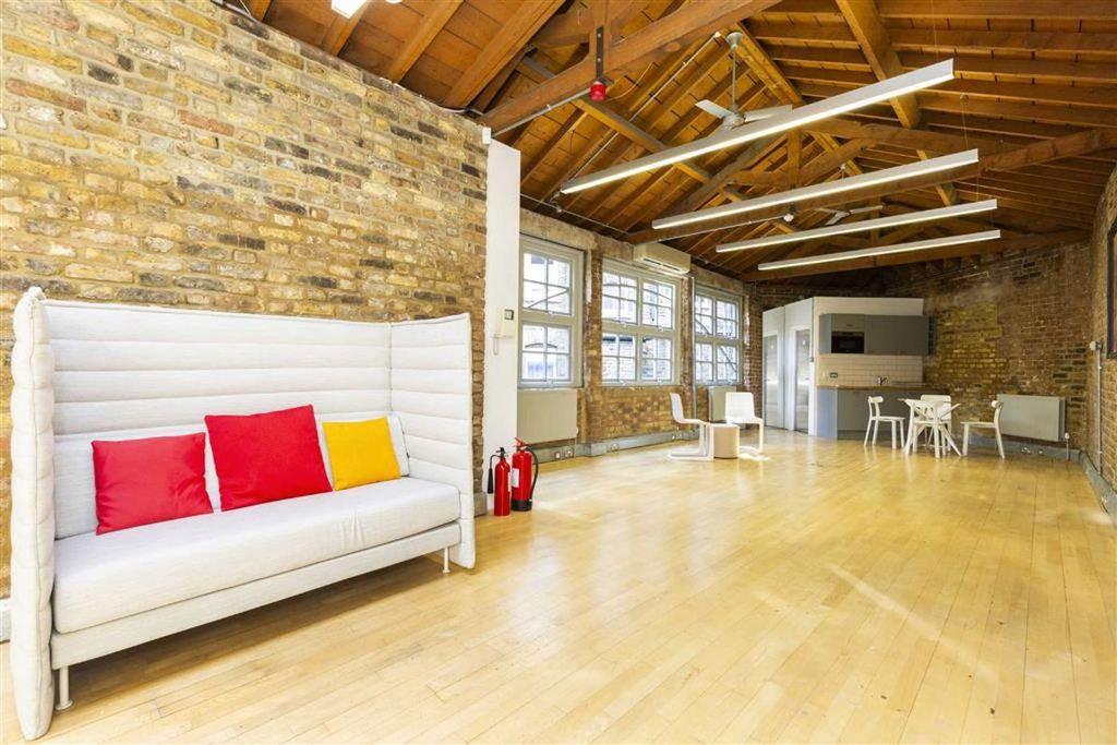 Property photo 3 of 8