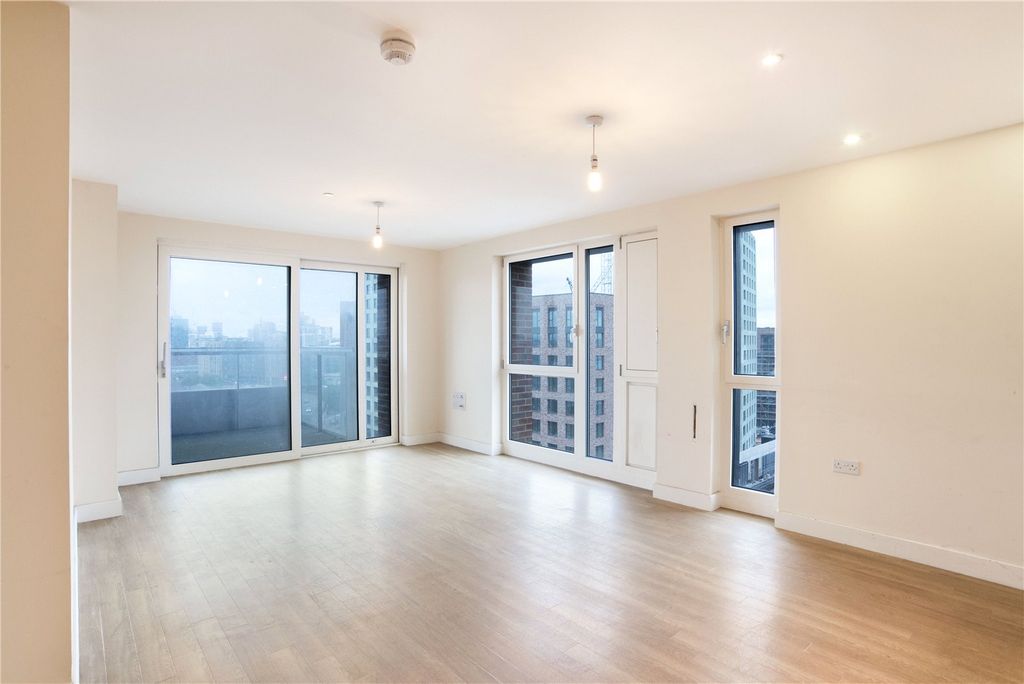 Property photo 1 of 14 Reception Room