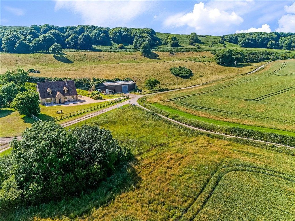 Property photo 2 of 20 Aerial Front*