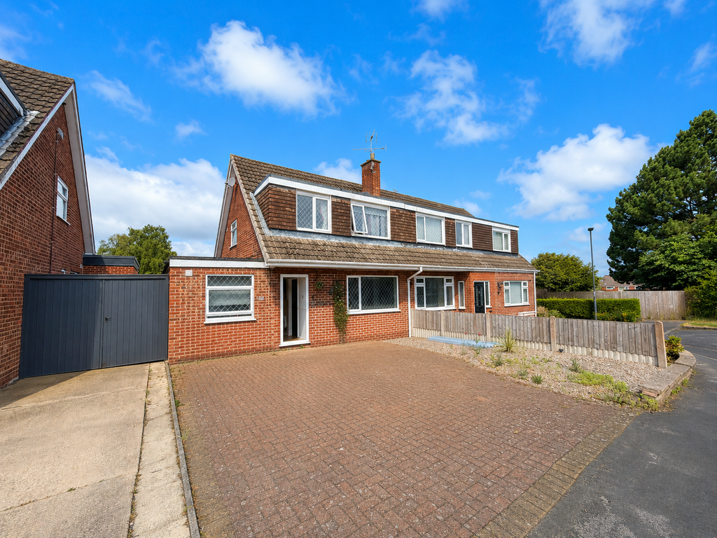 Property photo 1 of 11 Img_4028