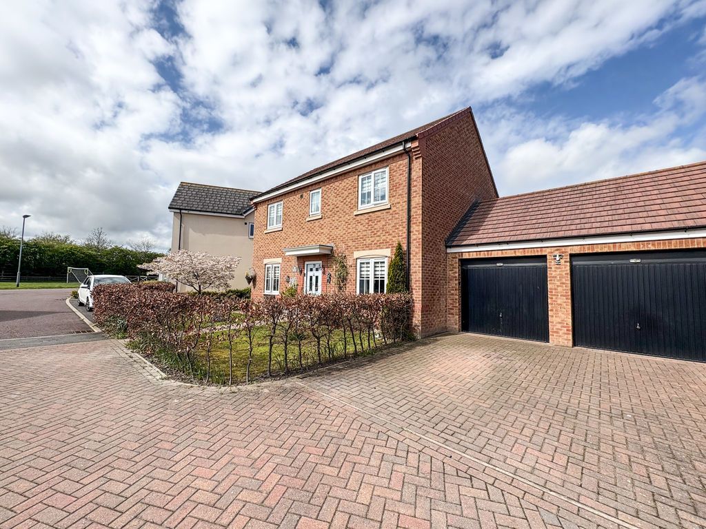 Property photo 1 of 19 Photo 9