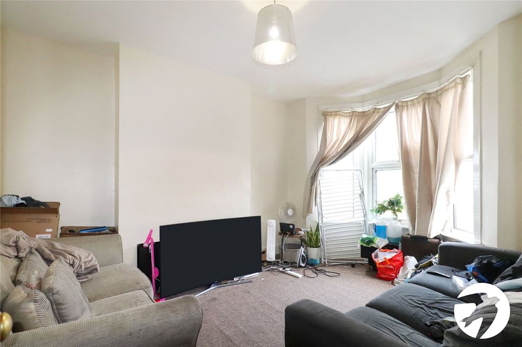 Property photo 2 of 11 Picture No. 03