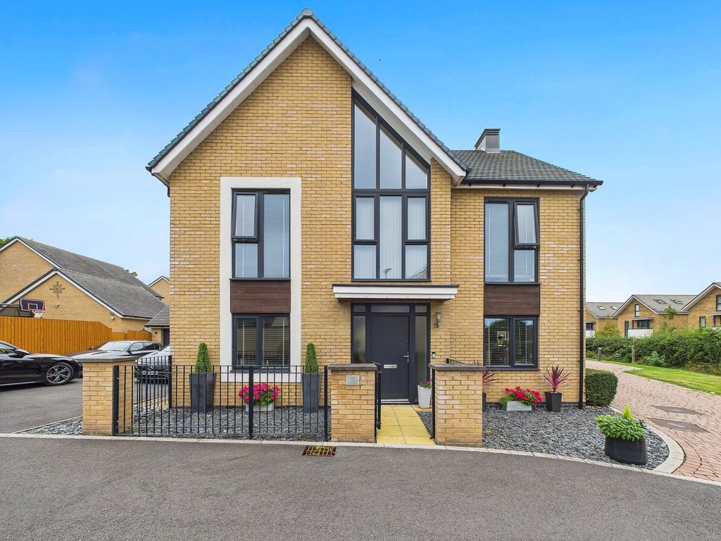 Property photo 1 of 39