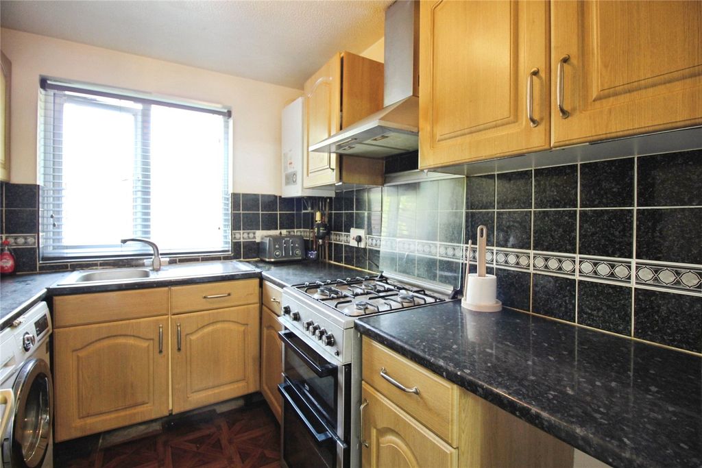 Property photo 3 of 5 Picture No. 02