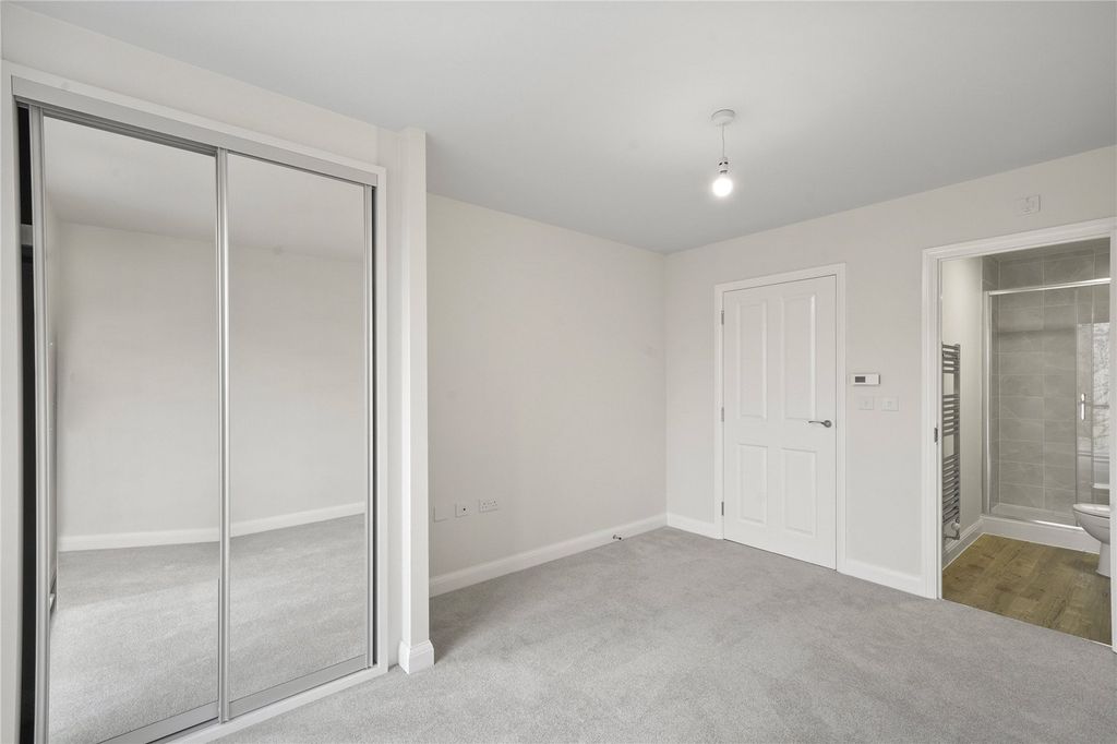 Property photo 3 of 7 Picture No. 08