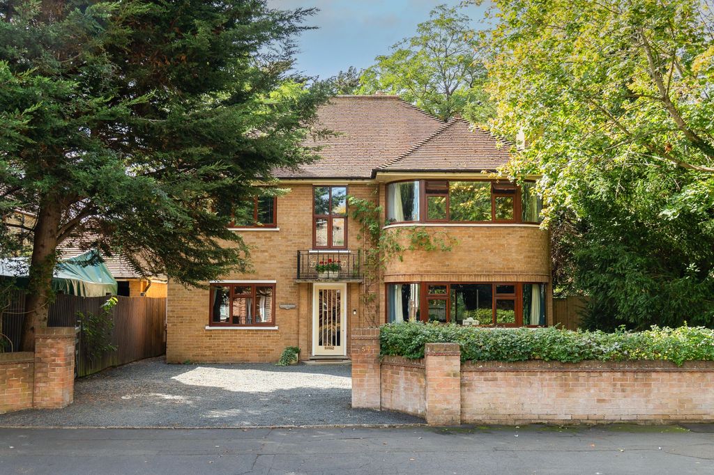 Property photo 1 of 52